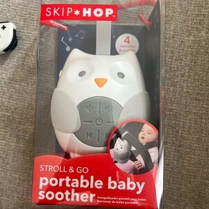 Skip Hop Portable Baby Soother/ Sound Machine